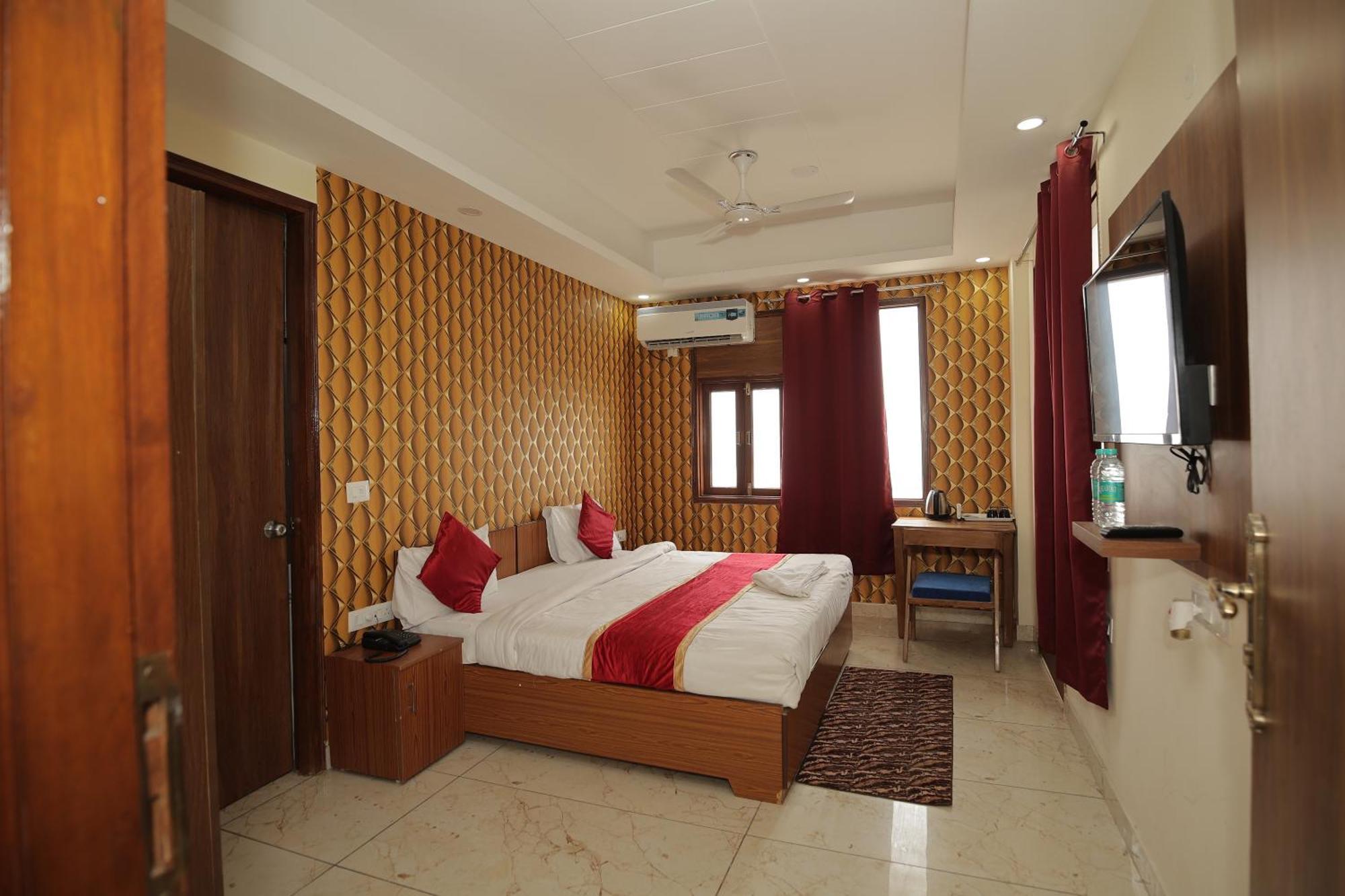 Hotel The Anvi Residency Sector 122 Noida Exteriér fotografie